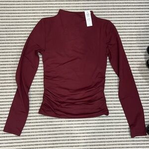 Aritizia contour ruched mock neck